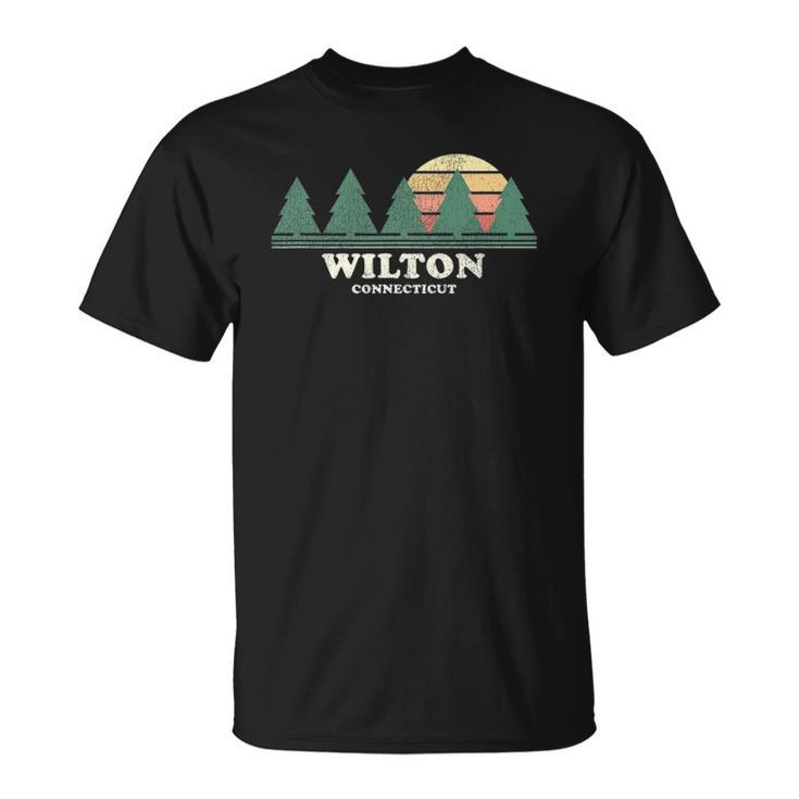 Wilton Ct Vintage Throwback Tee Retro 70S Design Unisex T-Shirt