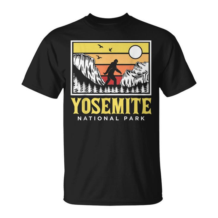 Yosemite National Park Us Bigfoot Sasquatch Yeti Funny Gift  Unisex T-Shirt