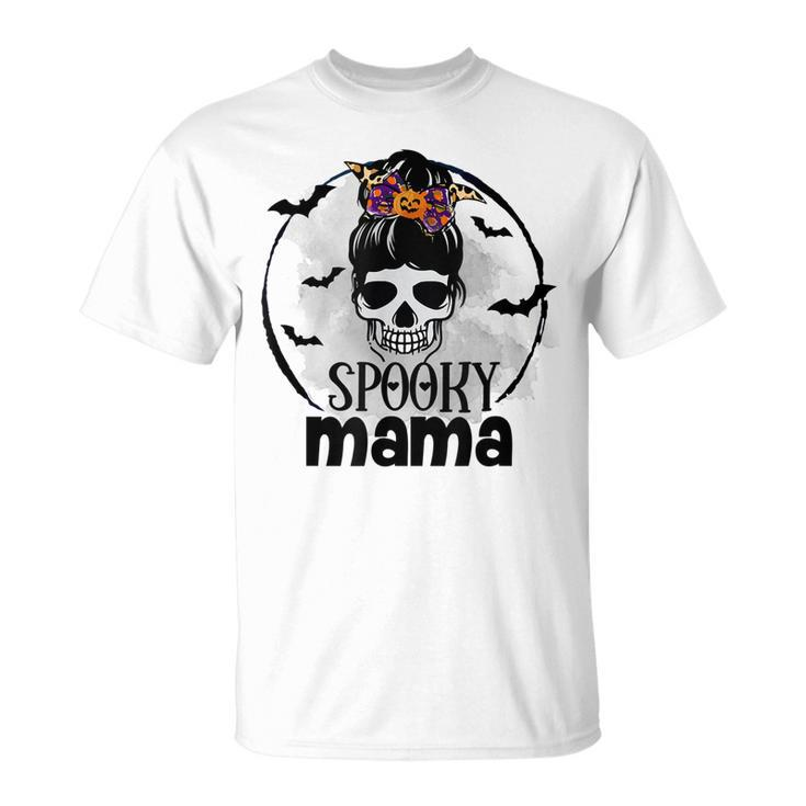 Spooky Mama Funny Halloween Mom Messy Bun Spooky Vibes  Unisex T-Shirt
