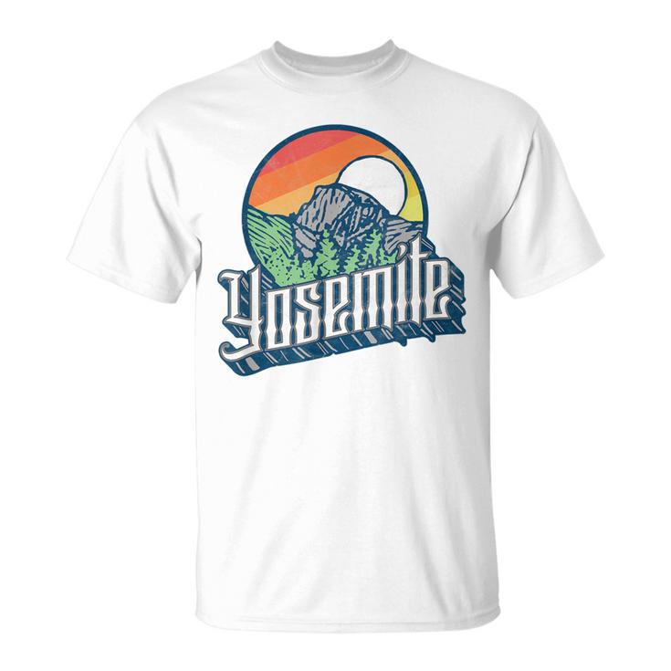 Vintage Yosemite National Park Half Dome Retro Graphic  Unisex T-Shirt