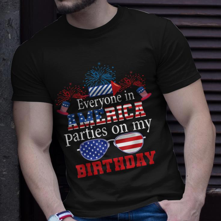 4Th Of July Birthday Gifts Funny Bday Born On 4Th Of July Unisex T-Shirt Gifts for Him