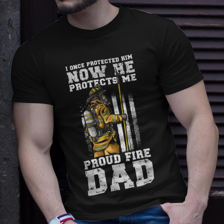 Firefighter Proud Fire Dad Firefighter Dad Of A Fireman Father Unisex T-Shirt Gifts for Him