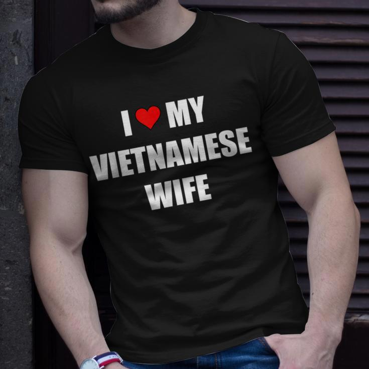 I Love My Vietnamese Wife T-shirt Gifts for Him