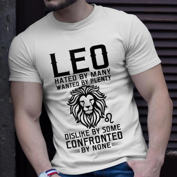 Lion Graphic Art July August Birthday Gifts Leo Zodiac Sign Unisex T-Shirt Gifts for Him
