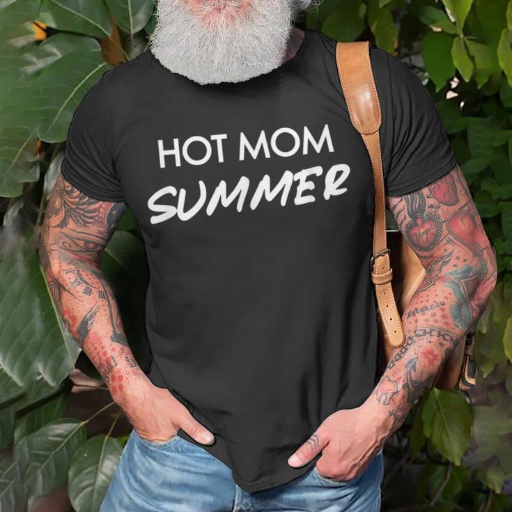 I Love Hot Mom Summer Hot Girl Summer Funny  Unisex T-Shirt