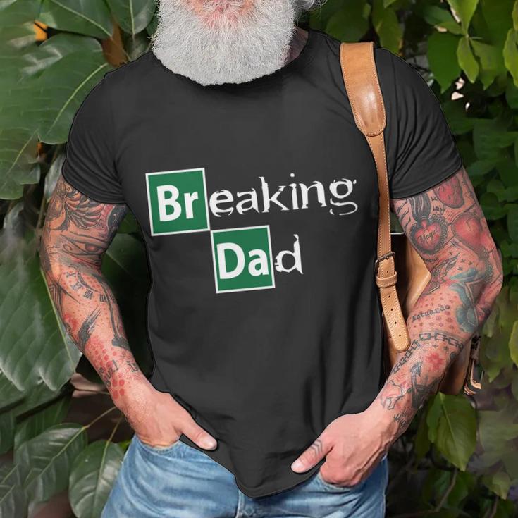 Breaking Gifts, Breaking Shirts