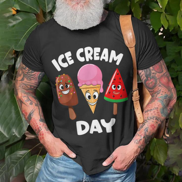 Ice Cream Day Summer Party Ice Cream Maker Kids Toddler Boys Unisex T-Shirt Gifts for Old Men