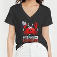 Summer Reading 2022 An Ocean Of Possibilities Cute Prize Crab Women V-Neck T-Shirt