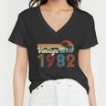 Vintage 1982 Made In 1982 40Nd Birthday Gift 40 Year Old Women V-Neck T-Shirt