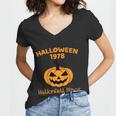 Halloween 1978 Haddonfield Illinois Halloween Quote Women V-Neck T-Shirt