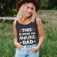 Fathers Day This Is What An Amazing Dad Looks Like Gift Unisex Tank Top