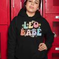 Retro Groovy Leo Babe July & August Birthday Leo Zodiac Sign Women Hoodie Funny Gifts