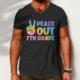 Peace Out 7Th Grade 2022 Graduate Happy Last Day Of School Great Gift Men V-Neck Tshirt