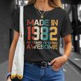 Retro Made In 1982 40 Years Of Being Awesome Birthday Unisex T-Shirt Gifts for Her