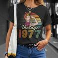 Vintage 1977 Limited Edition 1977 45Th Birthday 45 Years Old Unisex T-Shirt Gifts for Her