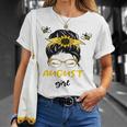 August Girl Birthday Cute Messy Bun Bees T-shirt Gifts for Her