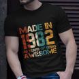 Retro Made In 1982 40 Years Of Being Awesome Birthday Unisex T-Shirt Gifts for Him