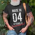 18Th Birthday Boys Girls Awesome Since 2004 18 Year Old T-shirt Gifts for Old Men